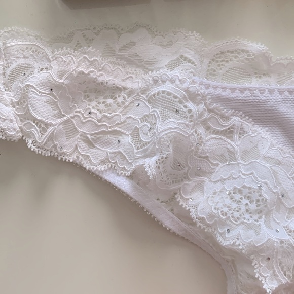 Victoria’s Secret bridal low rise bikini - Picture 2 of 6